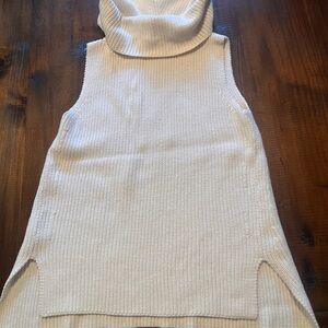 Lou & Grey Off-White Sleeveless Cowl Neck Sweater